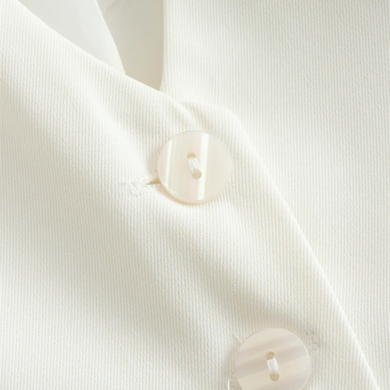 Evie | White Cropped V-Neck Sleeveless Suit Vest
